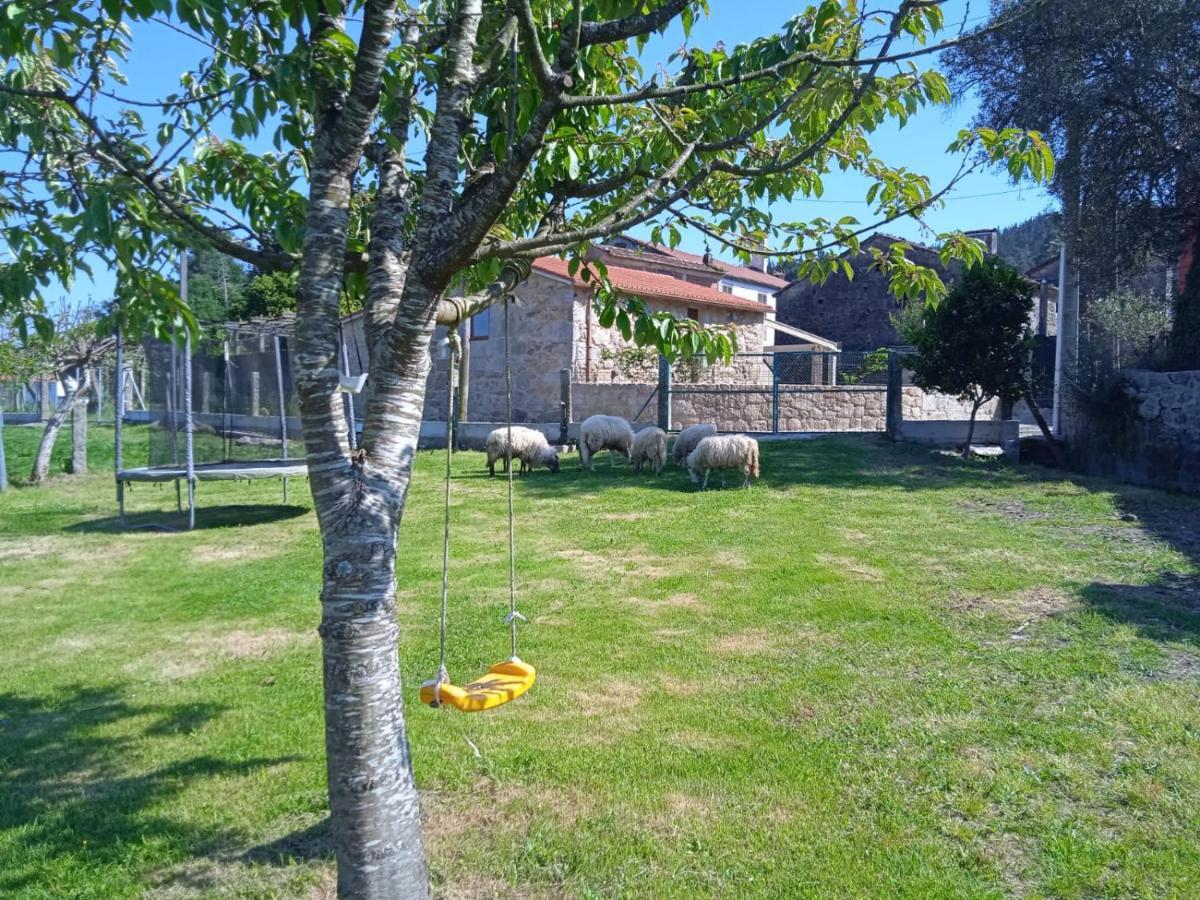 O Enxidro Villa Rois Luaran gambar