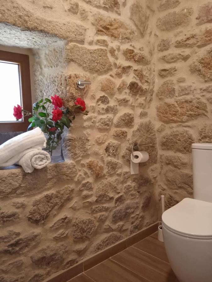 O Enxidro Villa Rois Luaran gambar