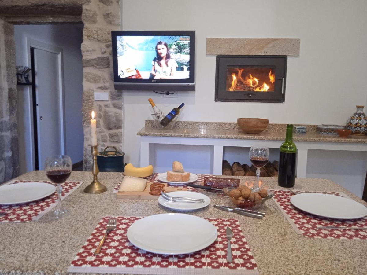 O Enxidro Villa Rois Luaran gambar