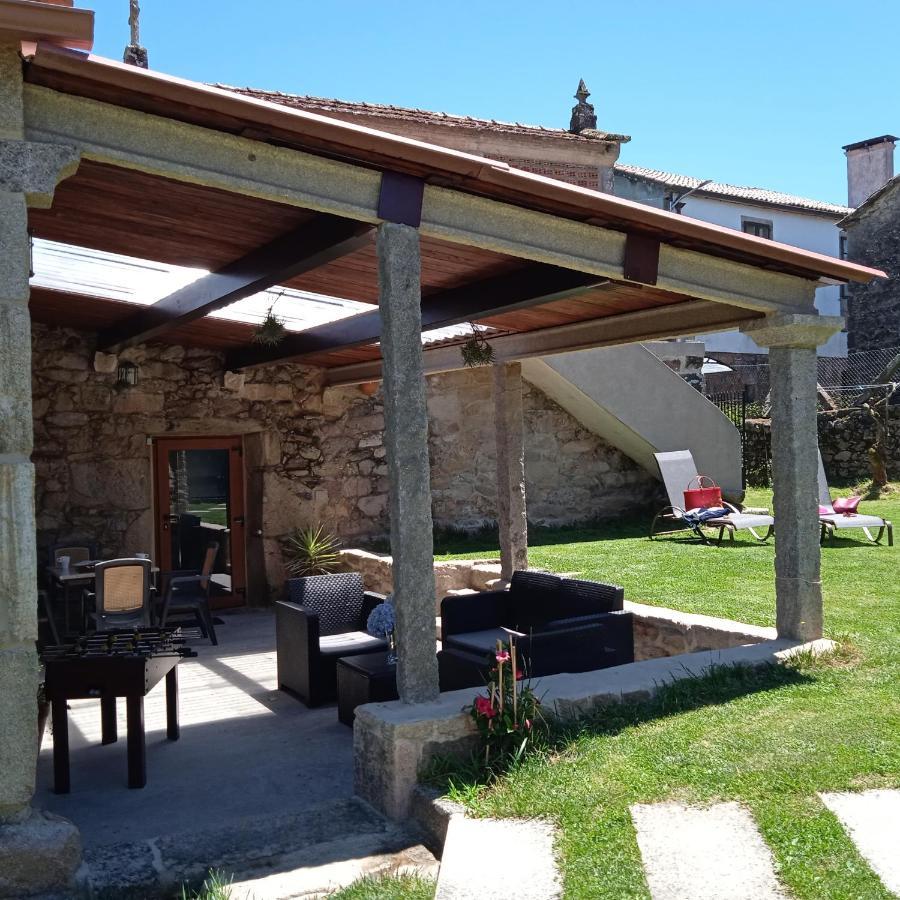 O Enxidro Villa Rois Luaran gambar