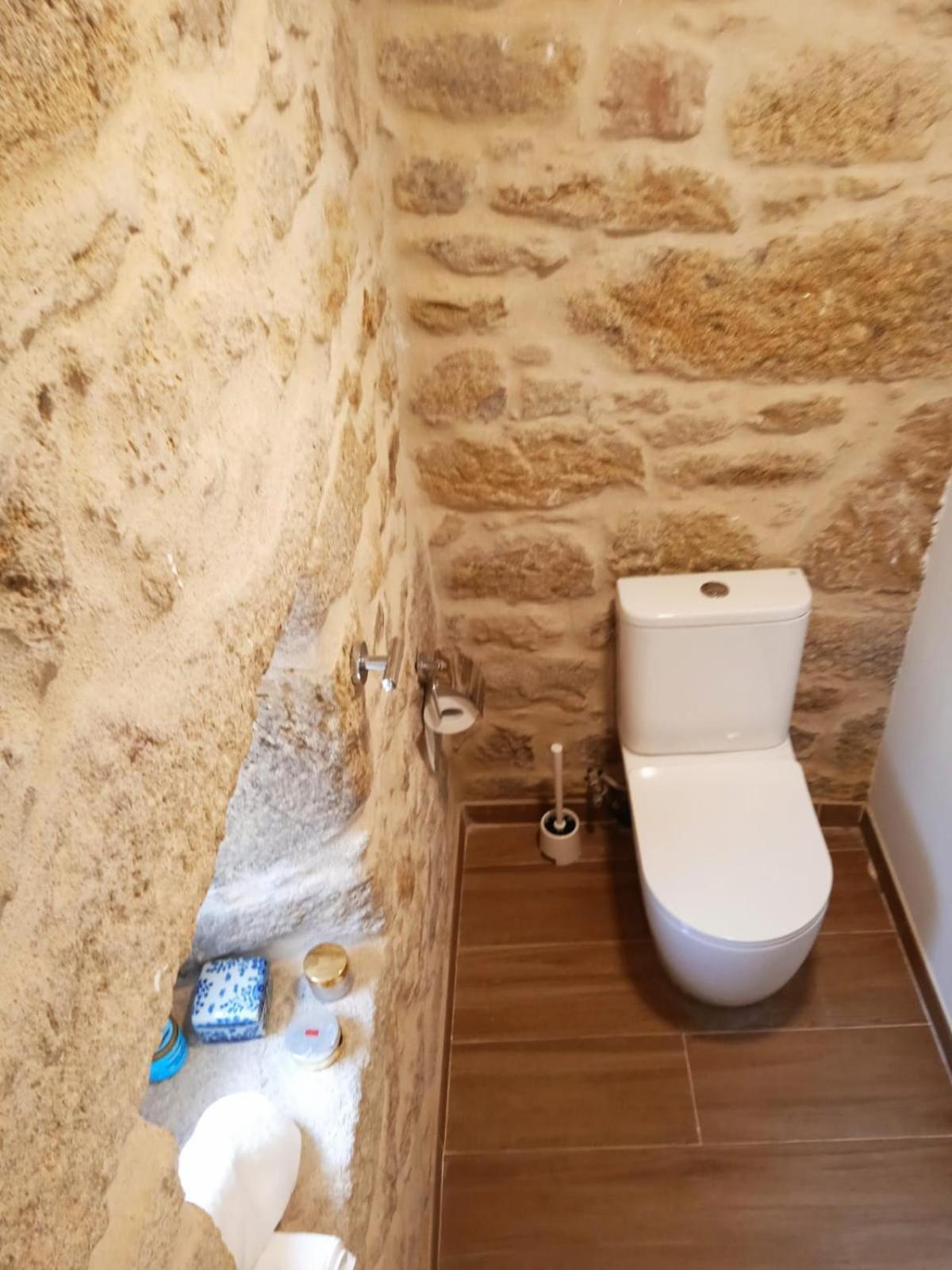 O Enxidro Villa Rois Luaran gambar